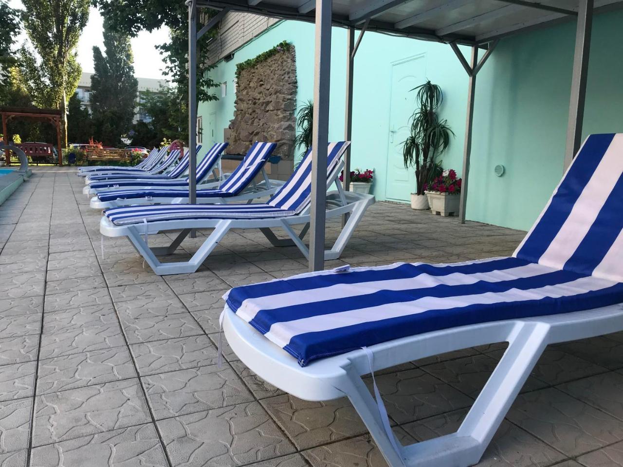 Dolce Vita Resort Hotel Zaliznîi Port Exterior foto